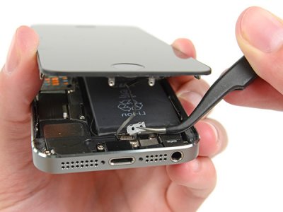 Что делать, если в iPhone 5 разбилось стекло?